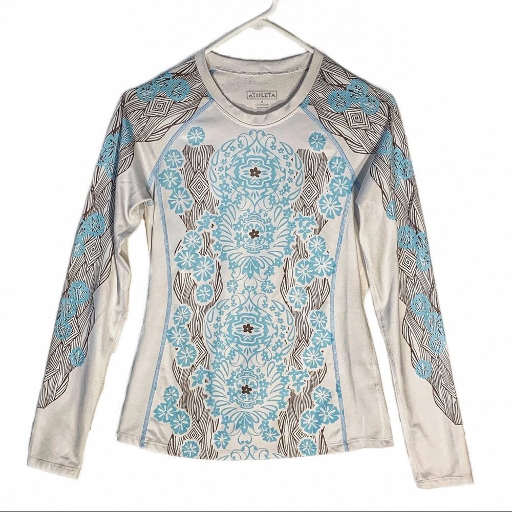 Athleta Shirt. Size Small. Long Sleeved.